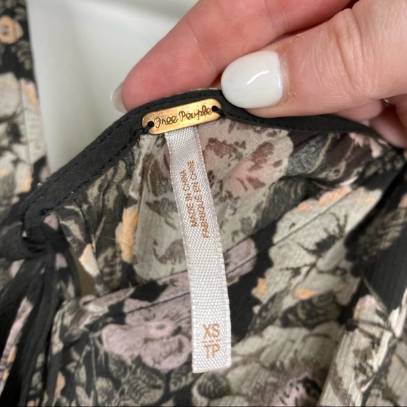 FREE PEOPLE Penny Lover Mini Dress Floral Cold Shoulder Grey Pink Black Sheer XS - Picture 6 of 11